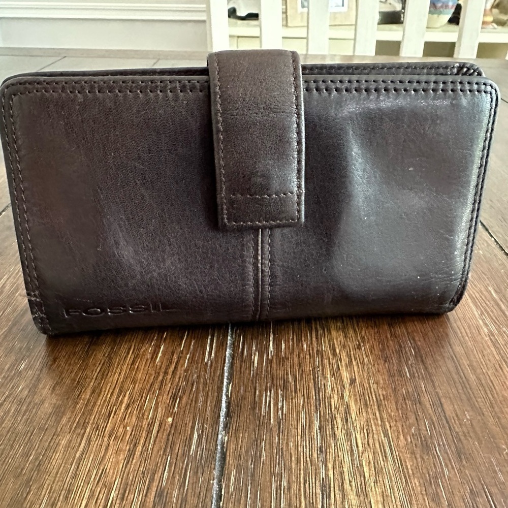 Fossil wallet + check cover